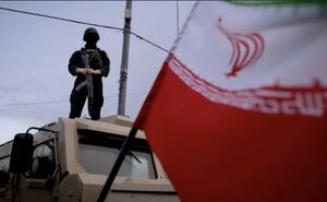 آماده‌باش آمریکا برای «مادر حملات هوایی» و وعده ایران برای «ضربه هم‌سطح»
